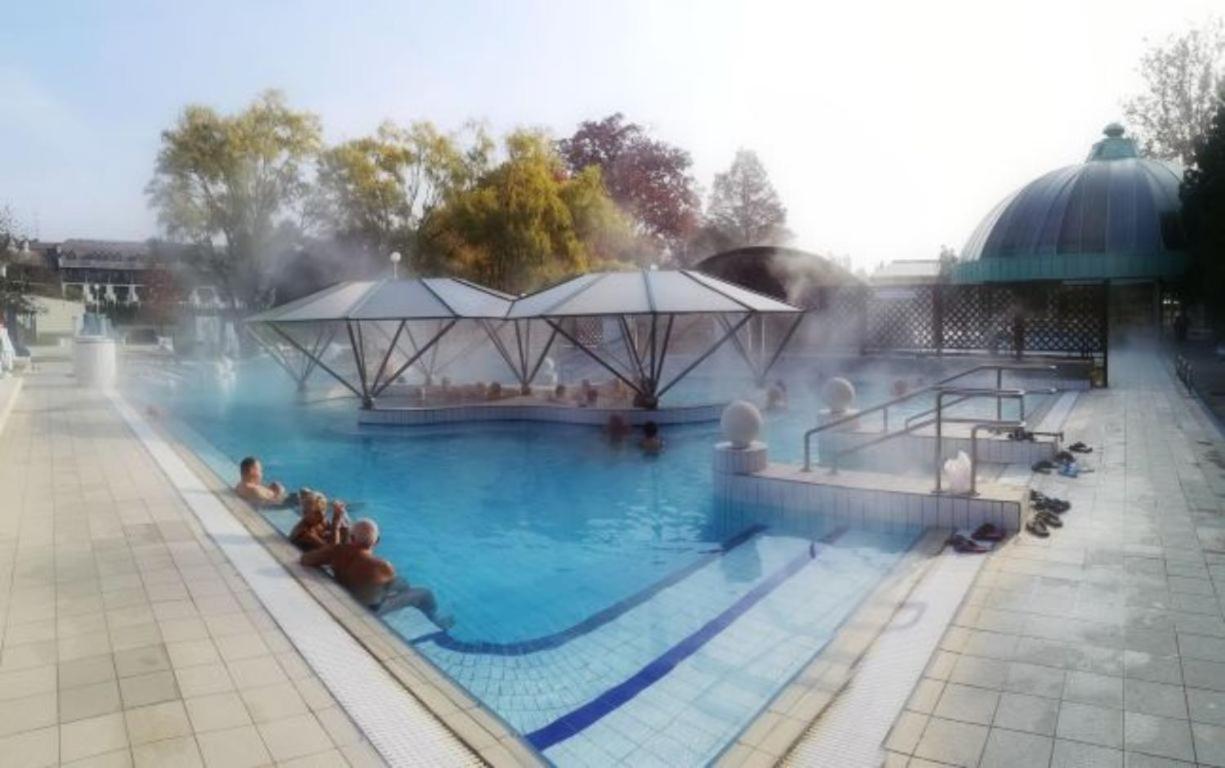 Orsika Hilltop Apartman Eger Kültér fotó