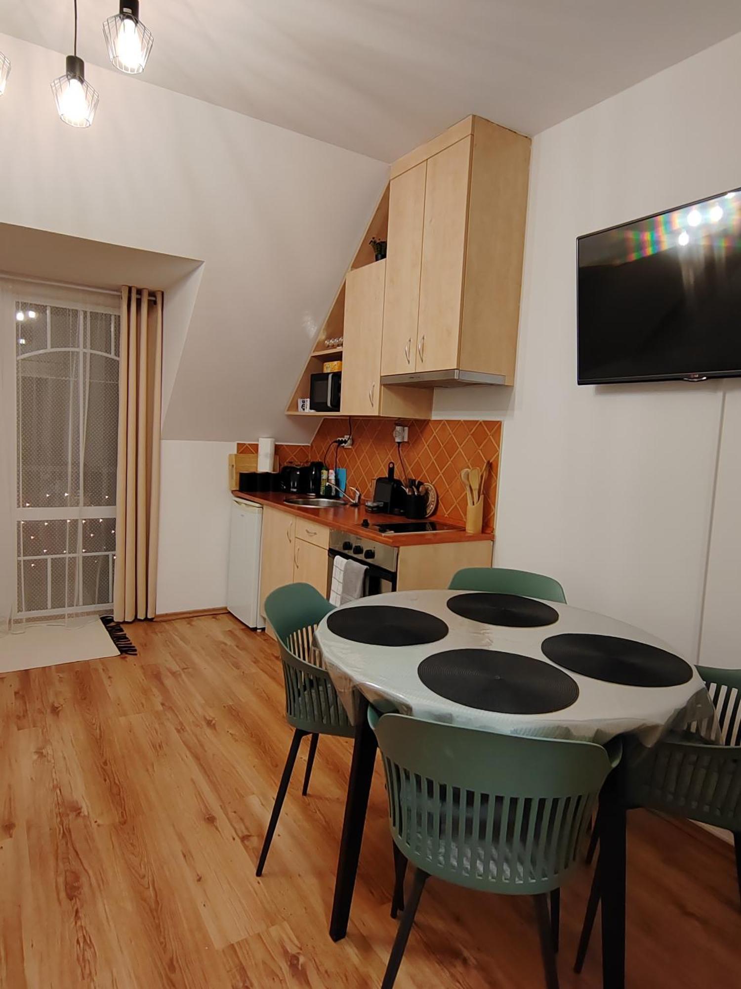 Orsika Hilltop Apartman Eger Kültér fotó